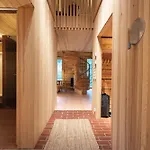 Handcrafted Log Aarreaitta *