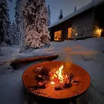 Handcrafted Log Aarreaitta Villa *