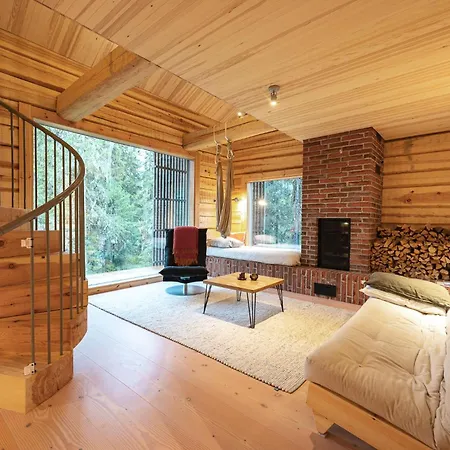 Handcrafted Log Aarreaitta Villa *